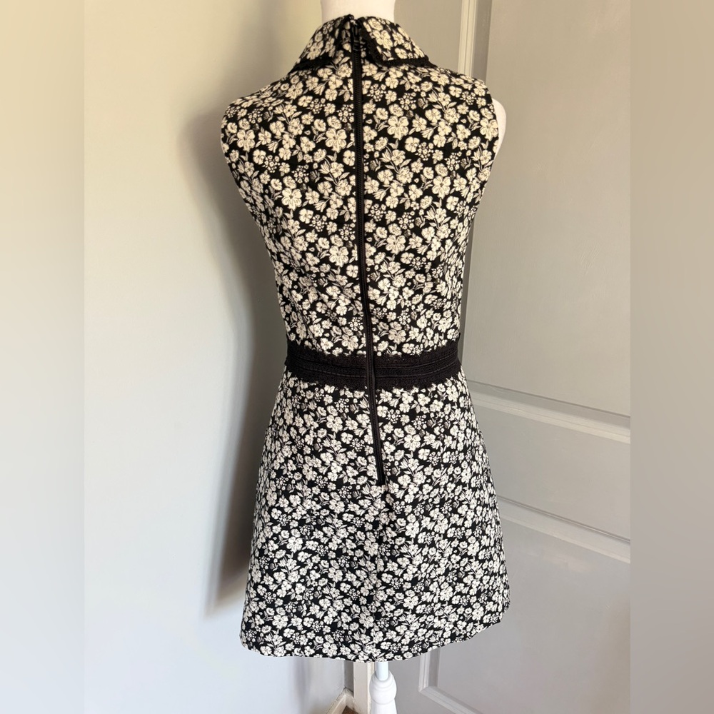 Alice + Olivia Ellis Dress - Picture 4 of 9